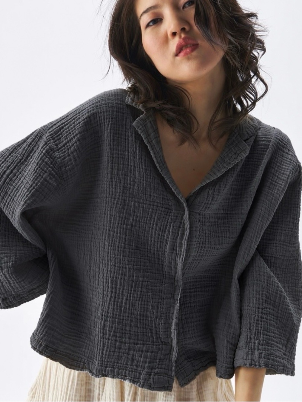 Pokoloko Crinkle Top Grey O/S Light Black Gauze Lagenlook Minimal Distressed